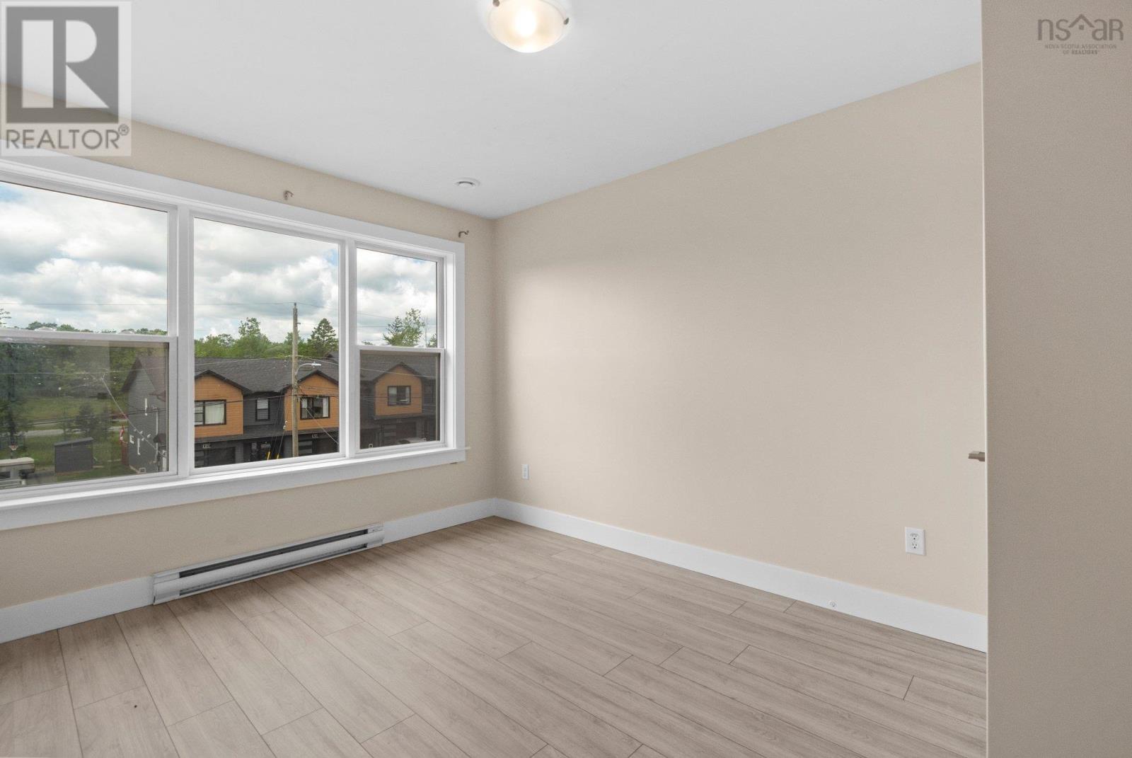 88 Tyler Street - 33