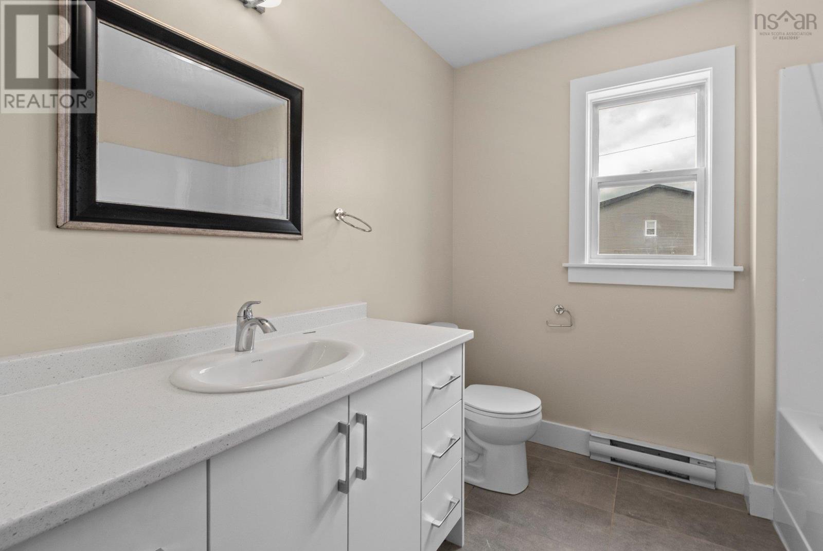 88 Tyler Street - 39