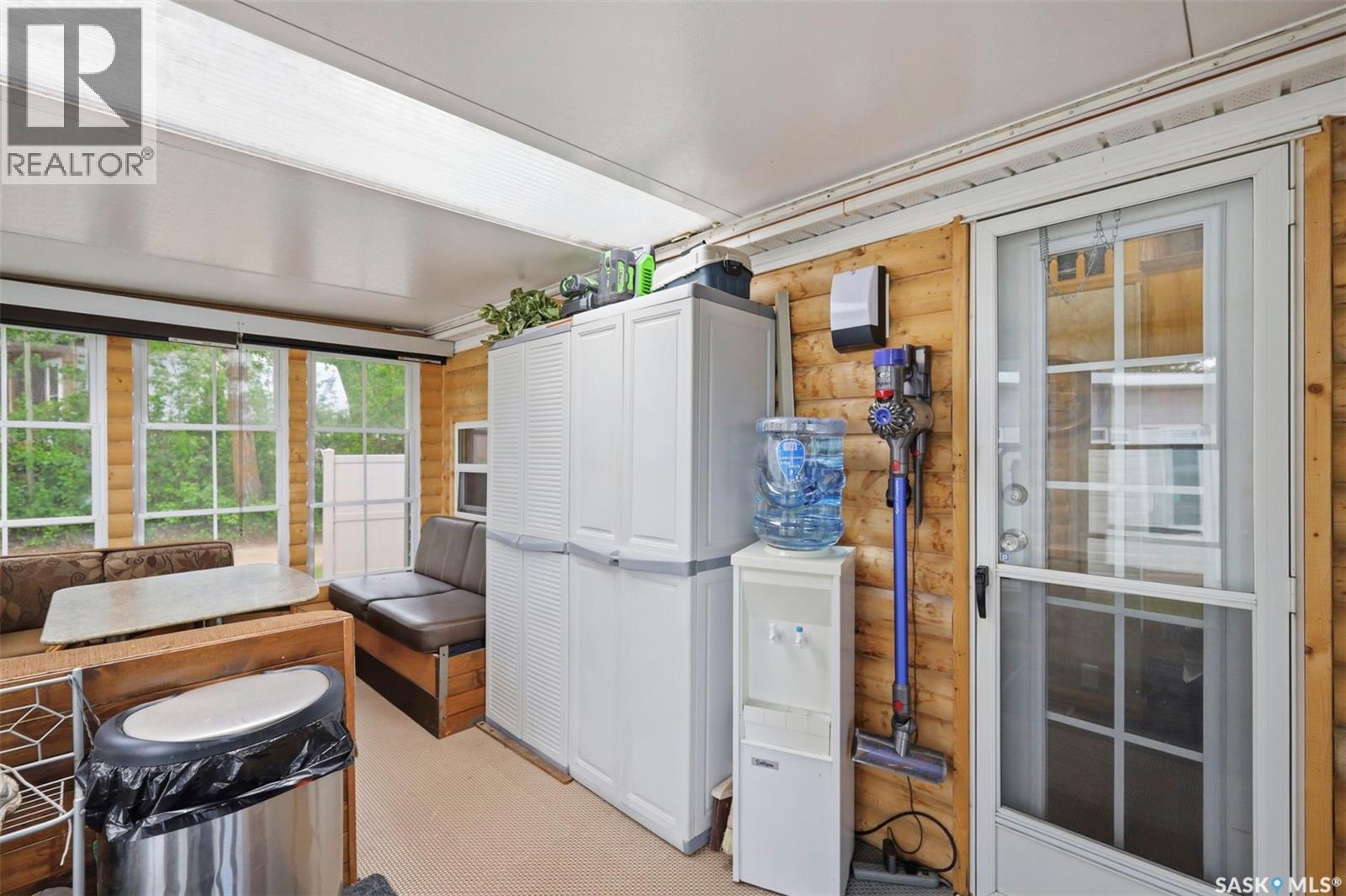 71 POPLAR BEACH — photo 10