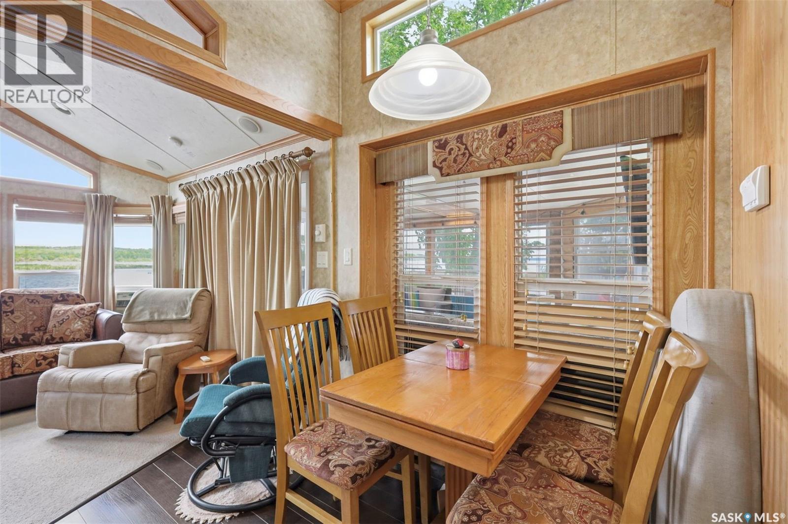 71 POPLAR BEACH — photo 15