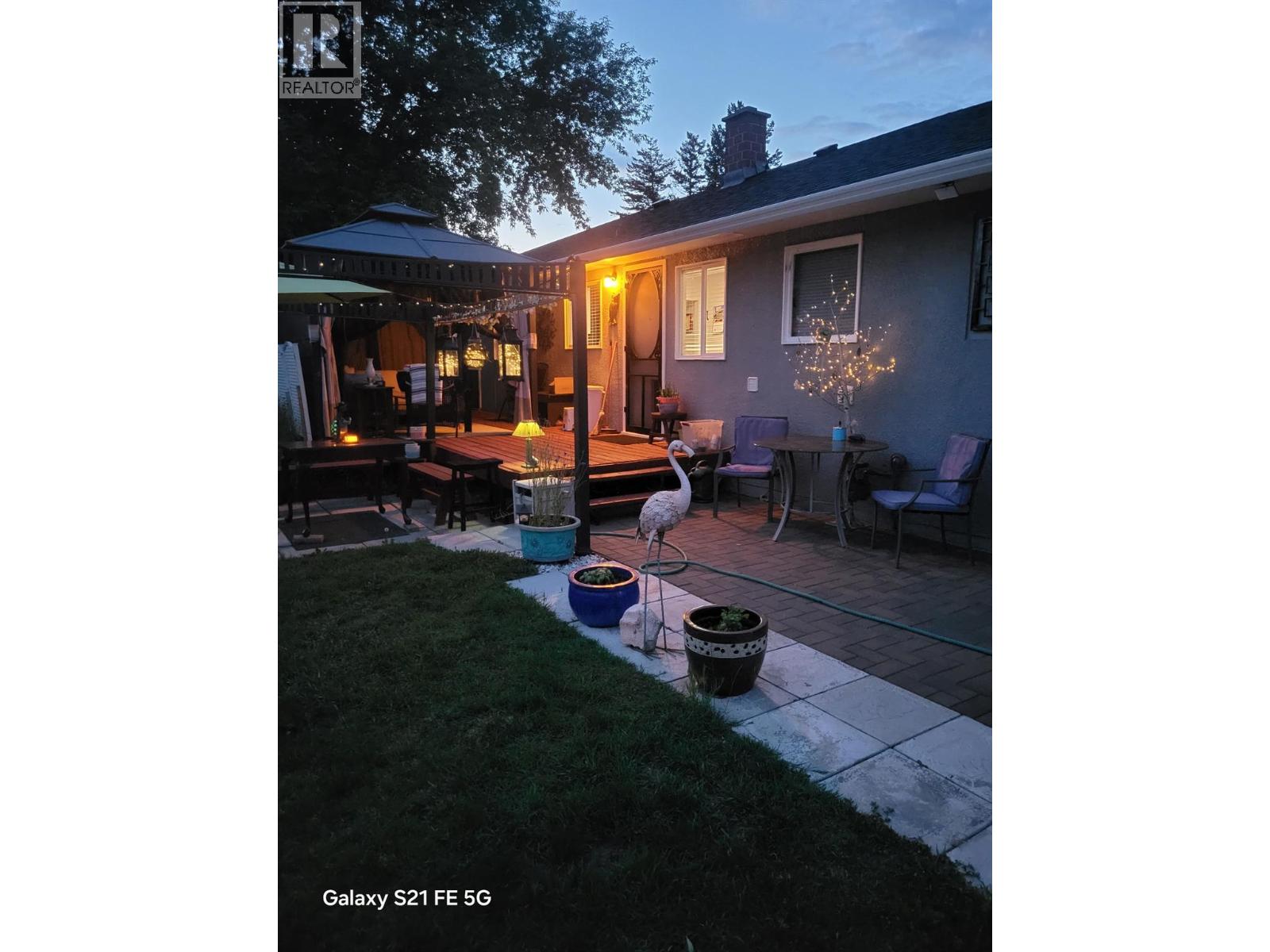 601 REGINA Avenue - 27