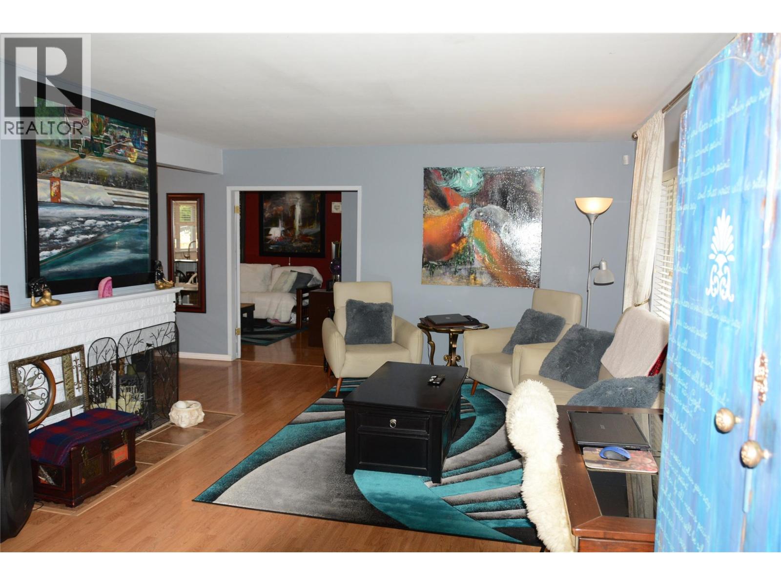 601 REGINA Avenue - 11