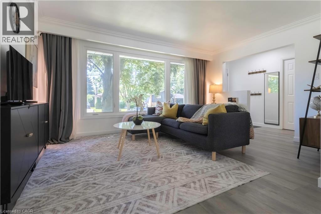 34 GOLFVIEW Road - 1