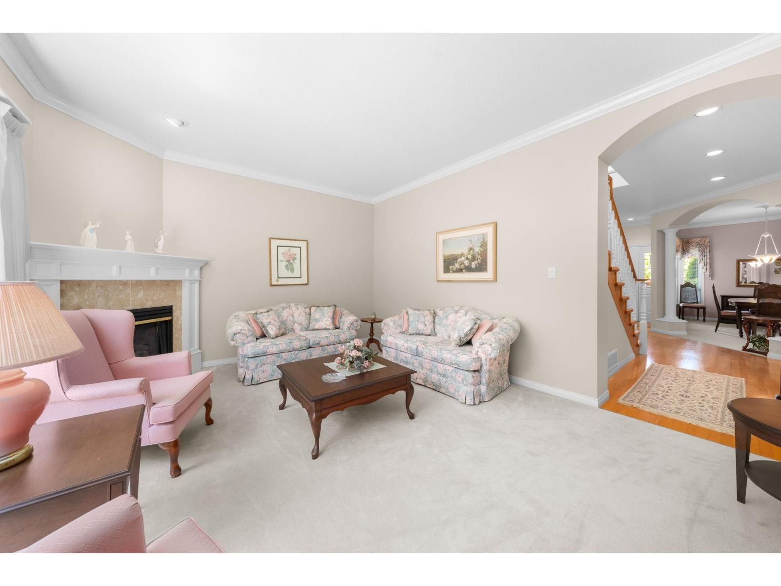 3 1881 144 STREET, Surrey