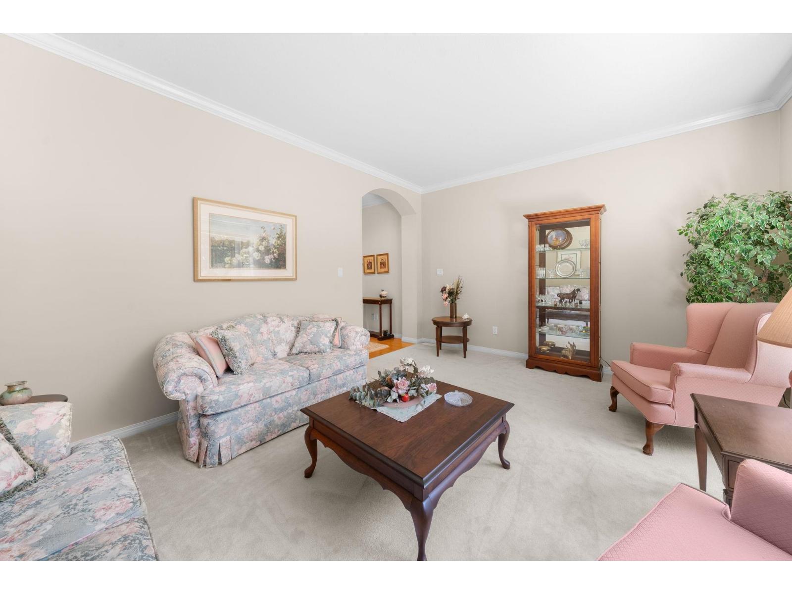 3 1881 144 STREET, Surrey
