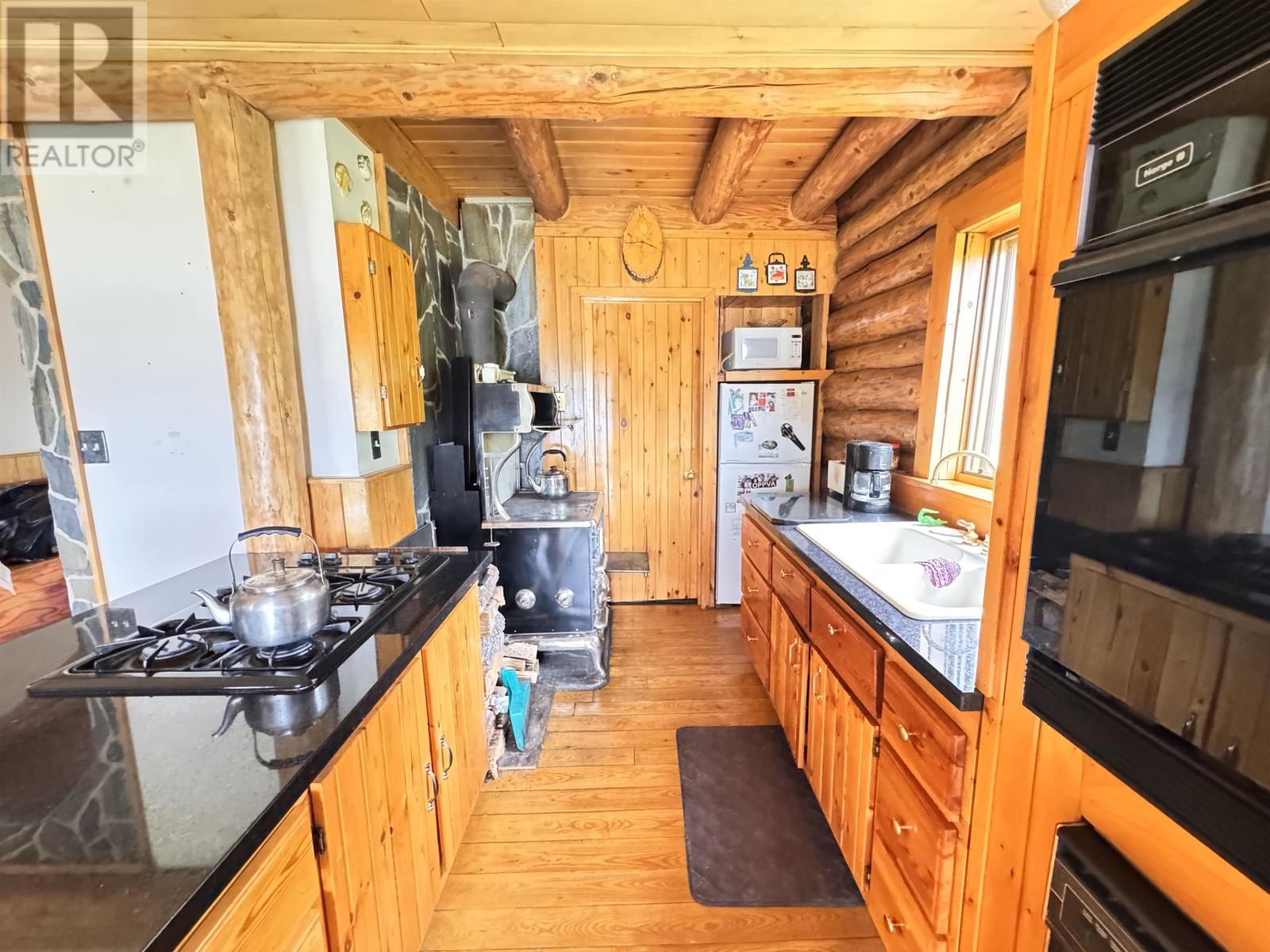 26 Cliff LK - 14