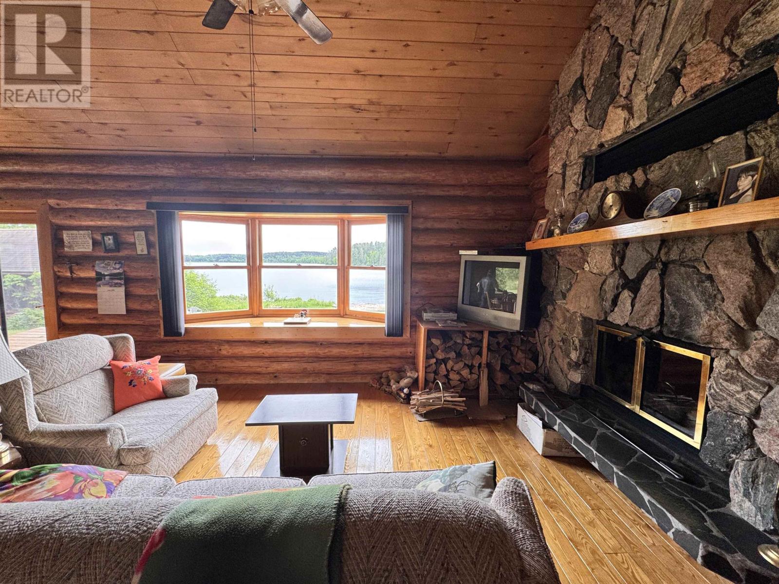 26 Cliff LK - 16