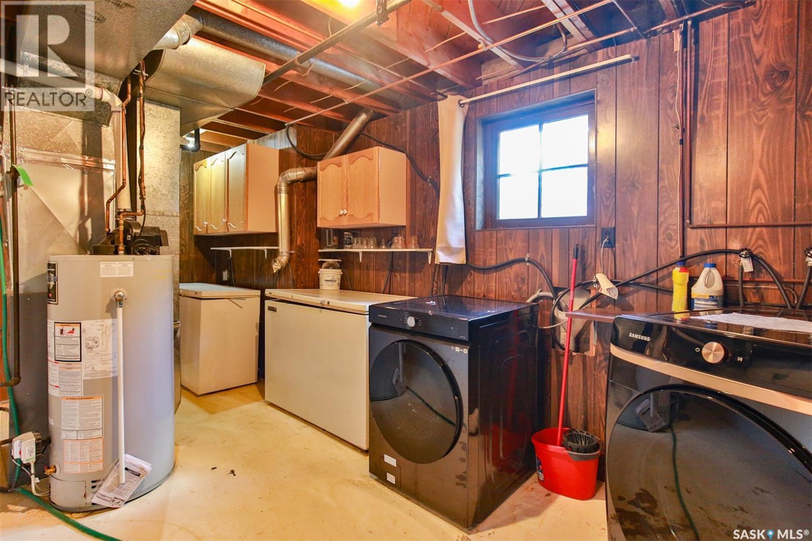 1135 Caribou STREET W - 23