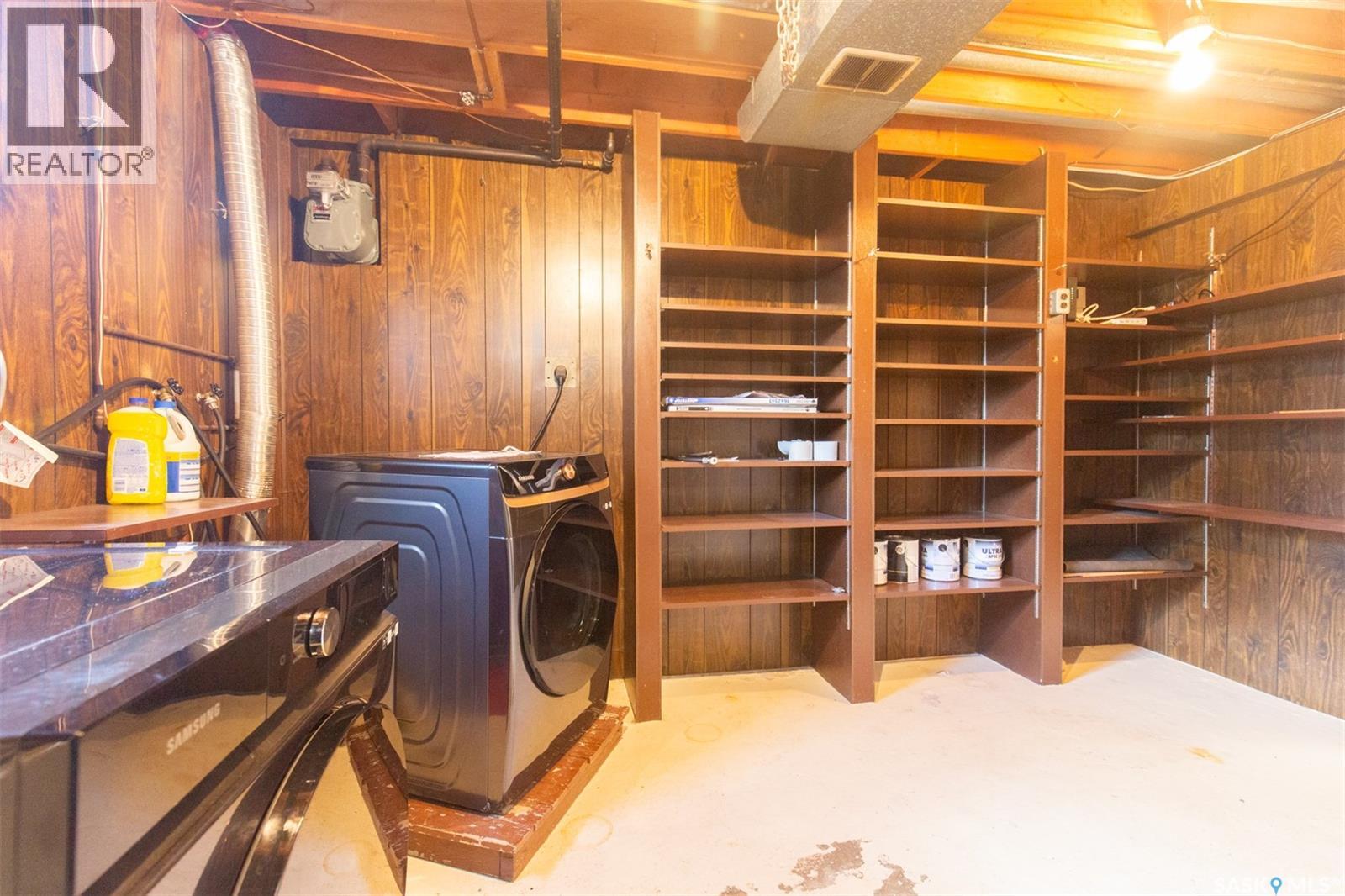 1135 Caribou STREET W - 24