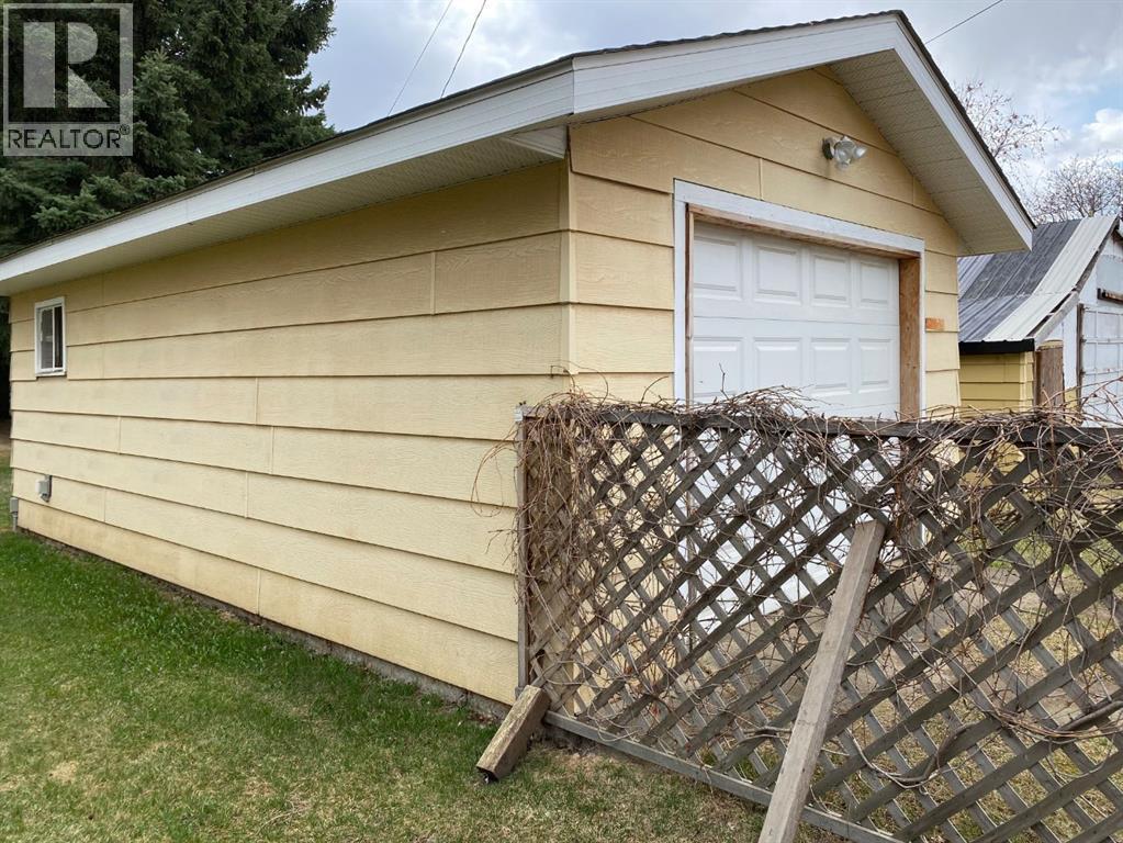 5316 47 Street — photo 24