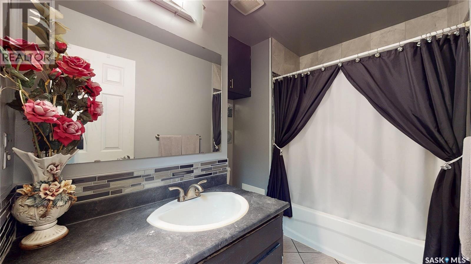 255 Litzenberger CRESCENT — photo 29