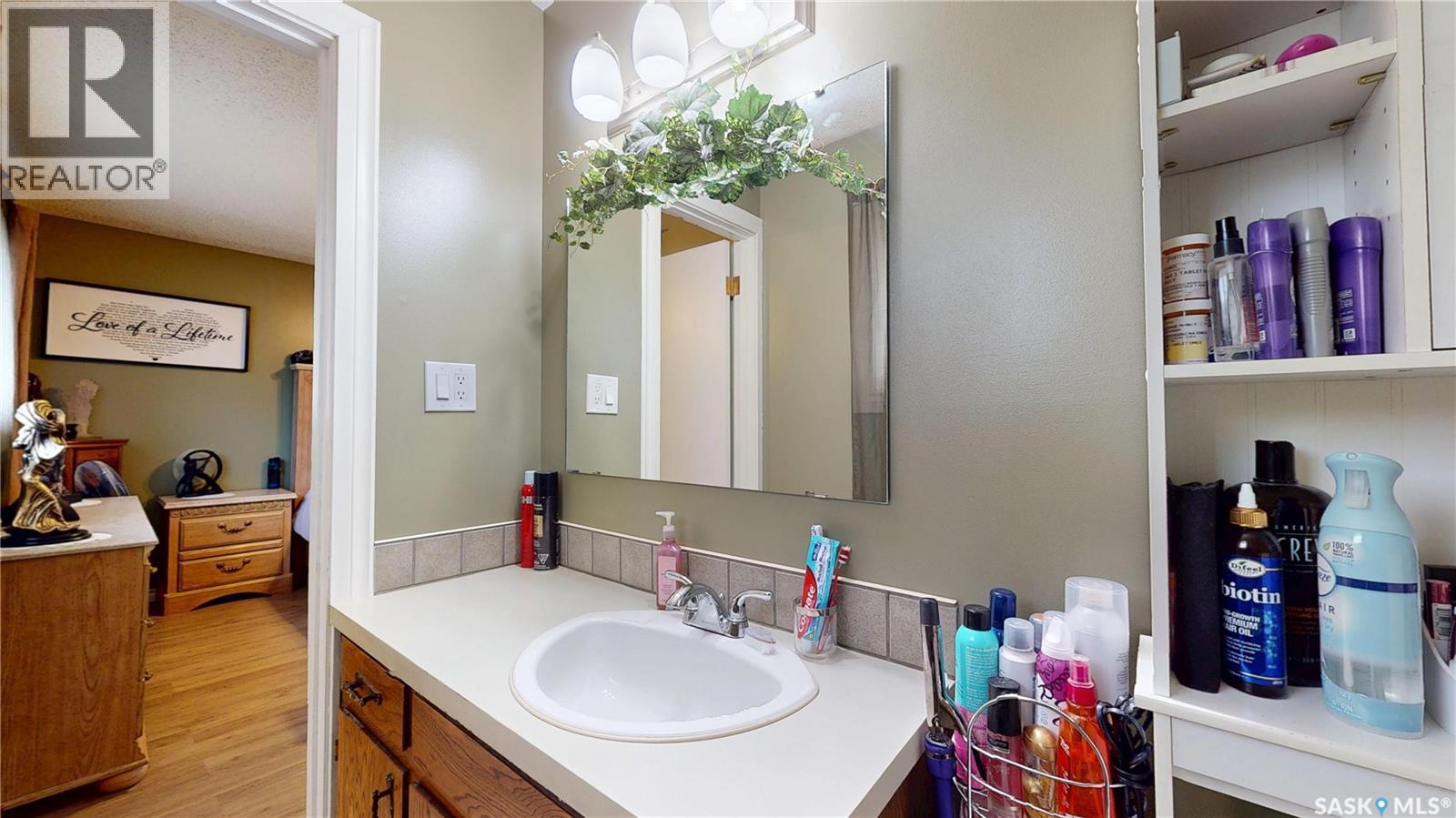 255 Litzenberger CRESCENT — photo 40