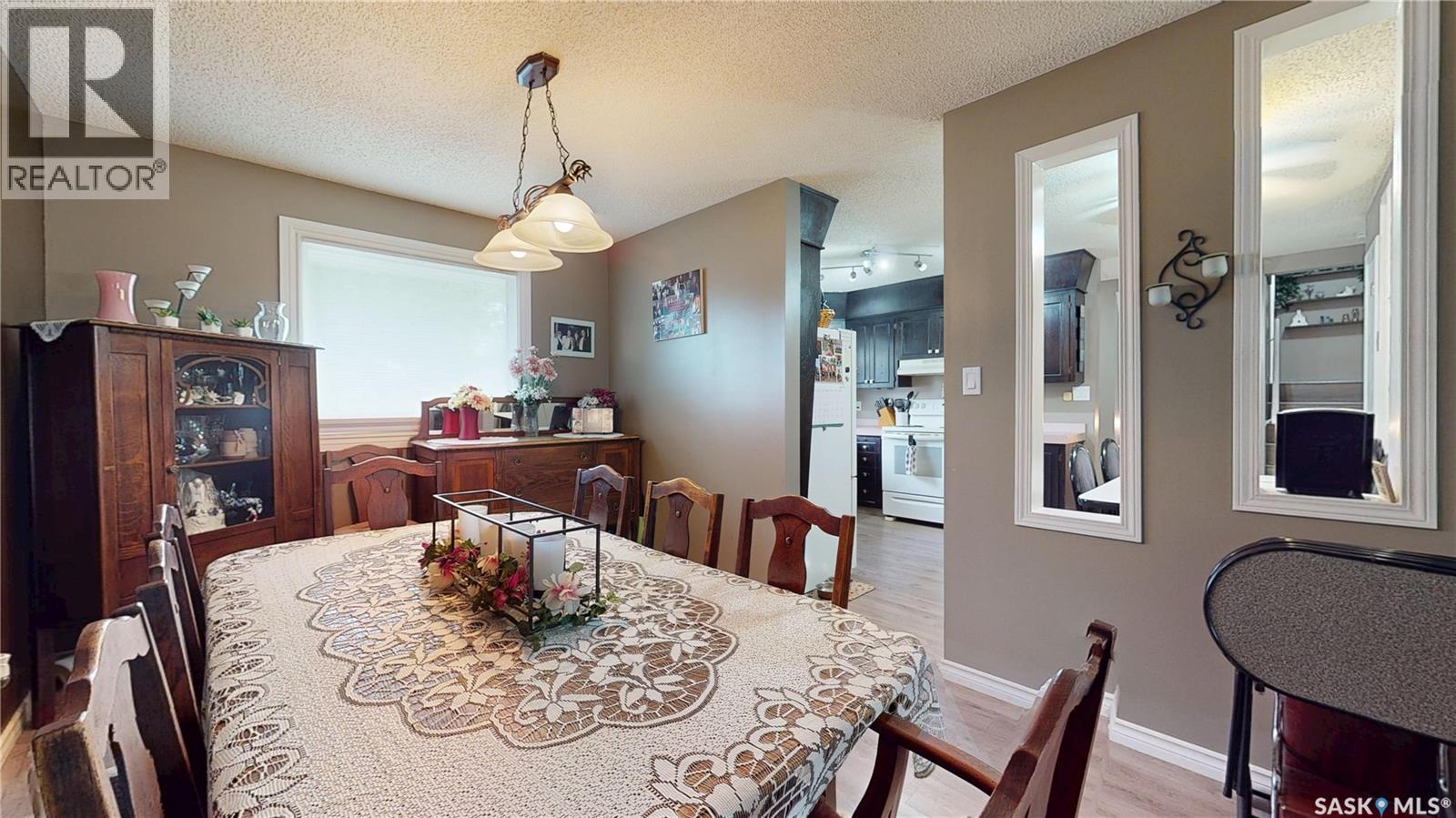 255 Litzenberger CRESCENT — photo 12