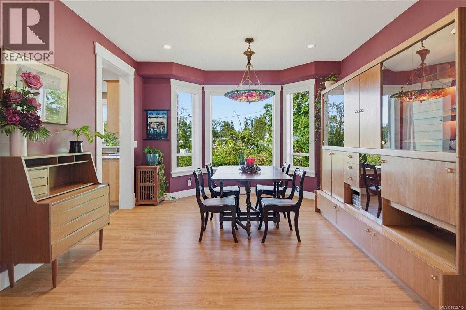 1922 Powliuk Cres - 25
