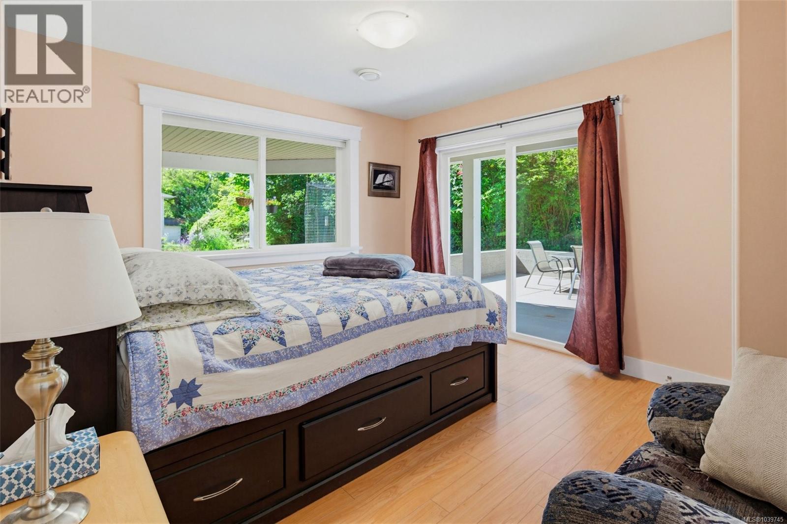 1922 Powliuk Cres - 53