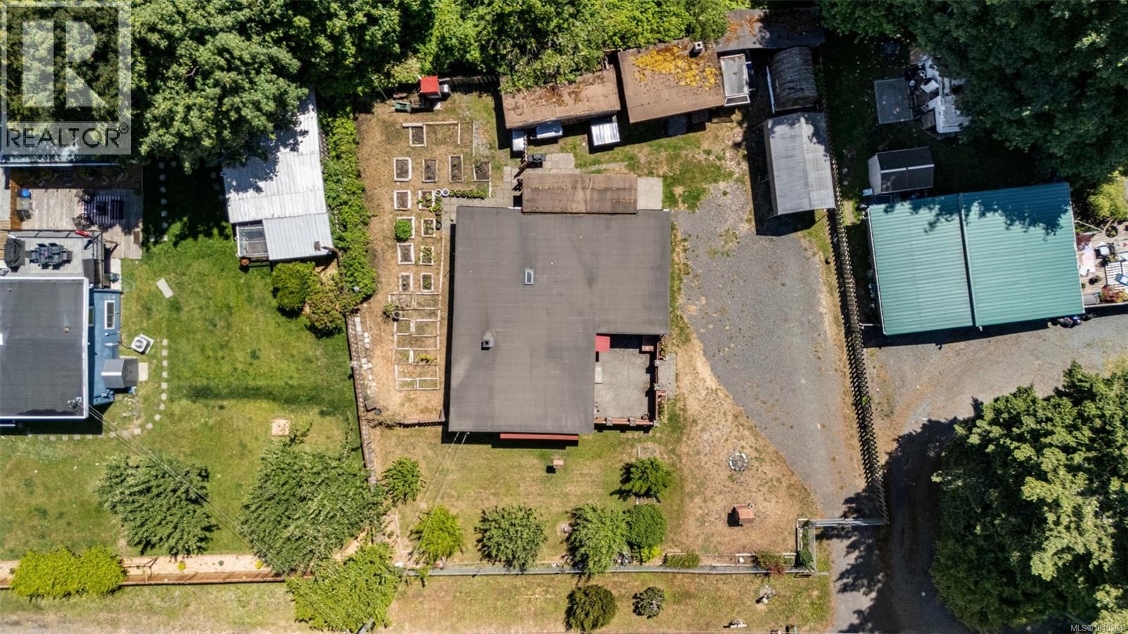 6261 Derbend Rd - 32