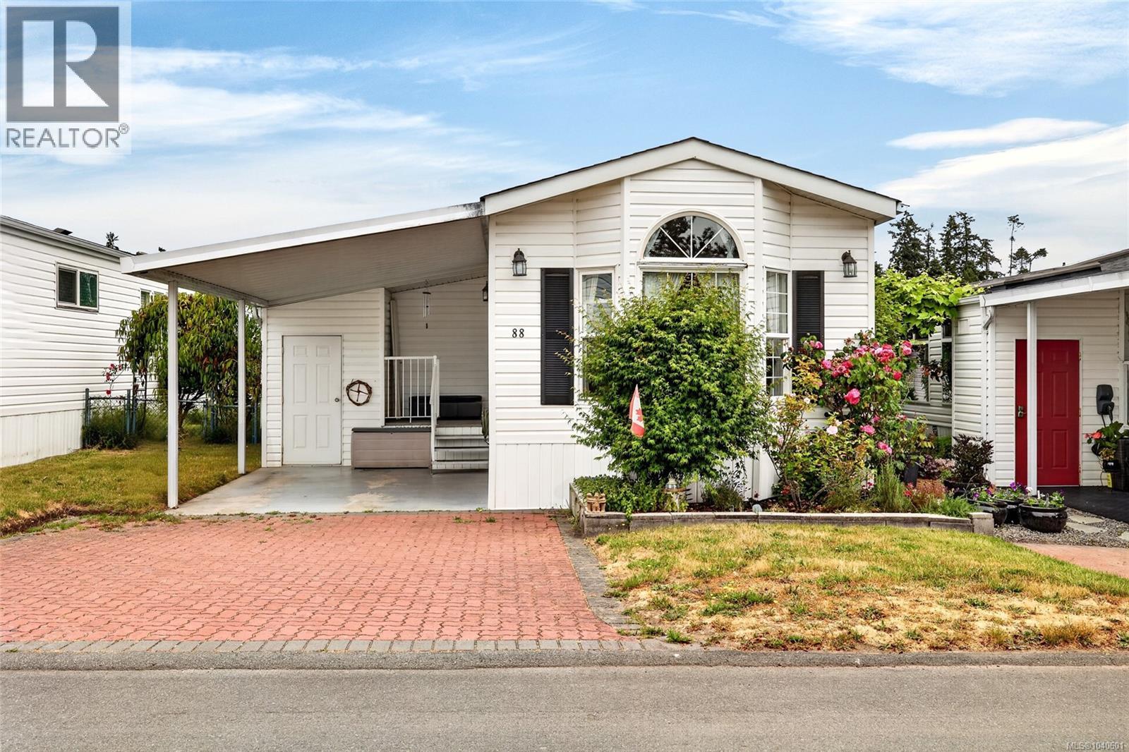 #88 7583 Central Saanich Rd - 1