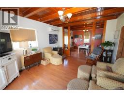Mud room - 14 Thoroughfare Road, Grand Manan, NB E5G1G6 Photo 11