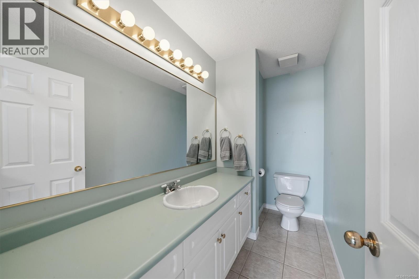 21 245 Oyster Cove Rd, Ladysmith