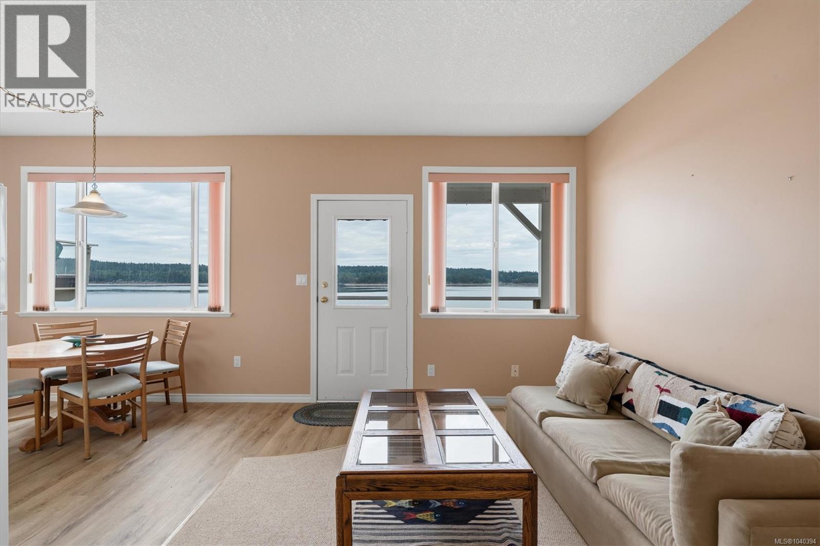 21 245 Oyster Cove Rd, Ladysmith