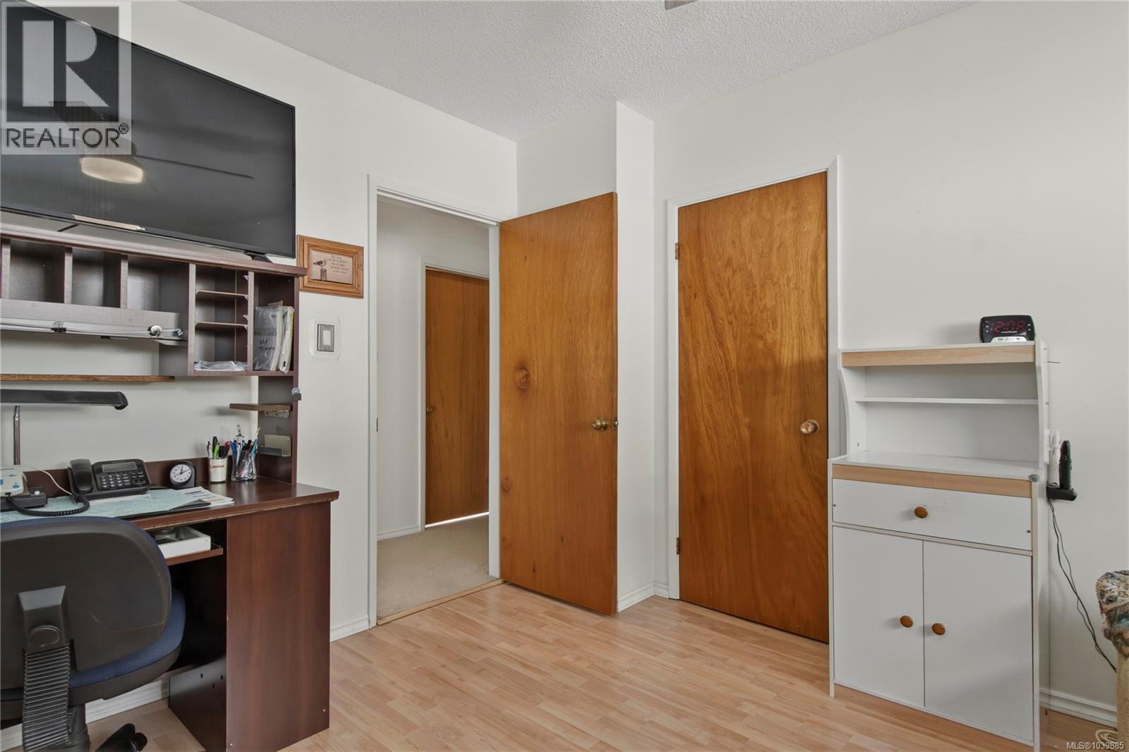 353 Aitken St - 25
