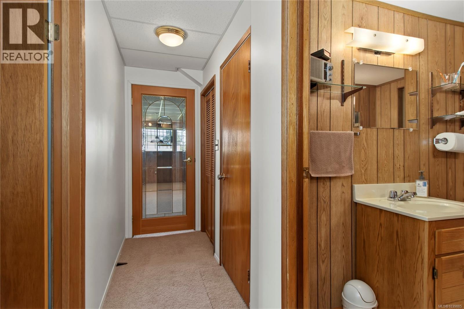 353 Aitken St - 35