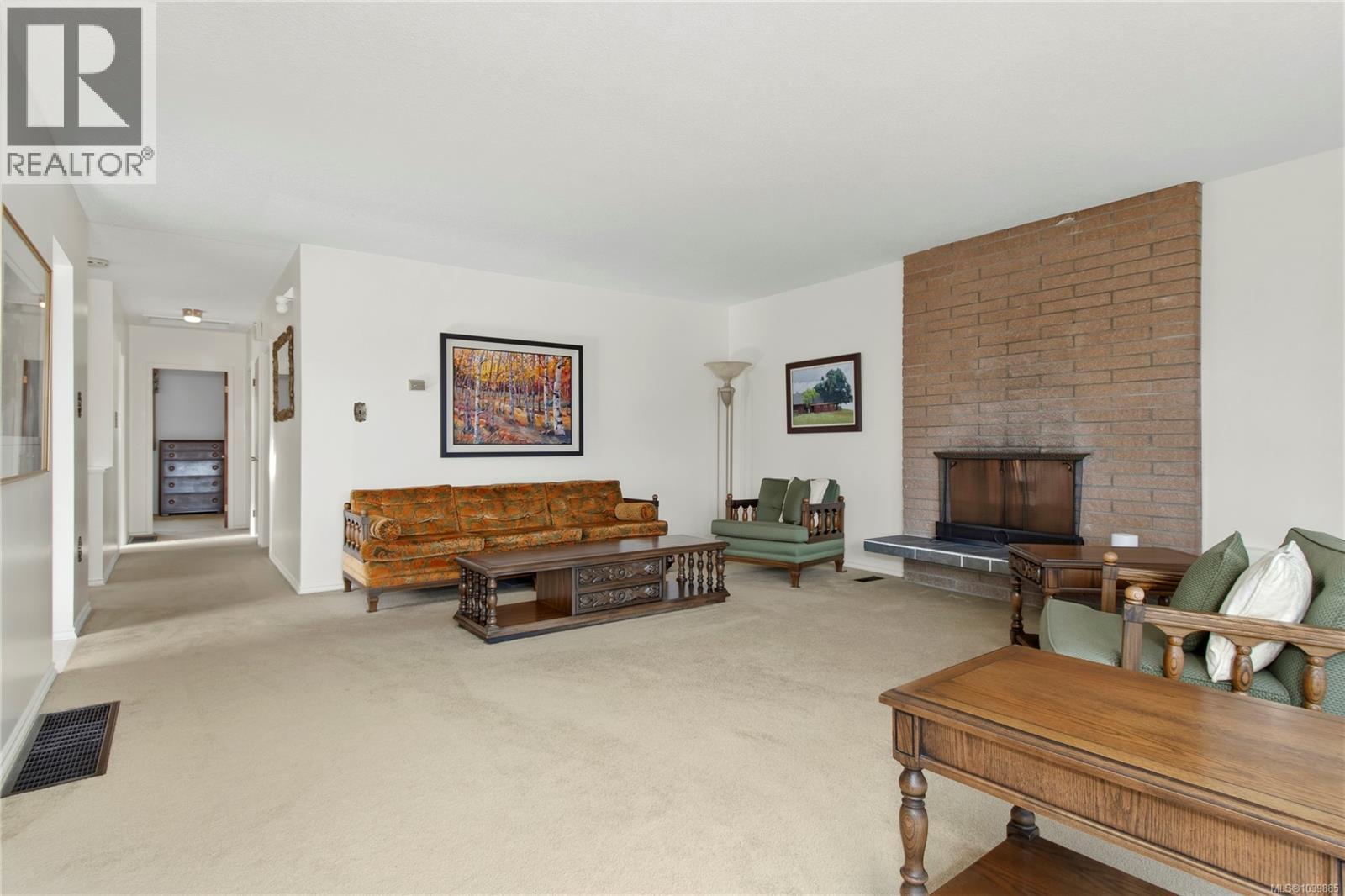 353 Aitken St - 4