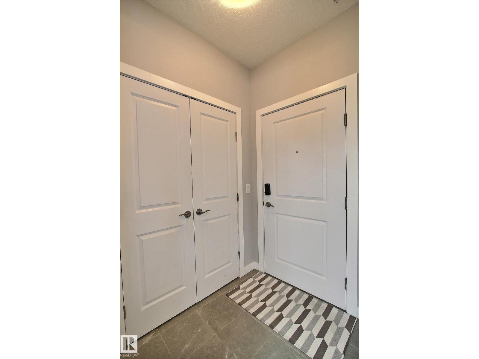 #206 2584 ANDERSON WY SW - 17