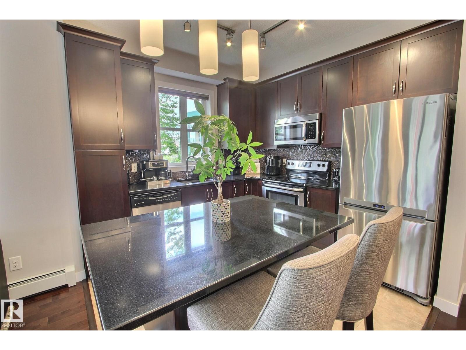 #206 2584 ANDERSON WY SW - 2