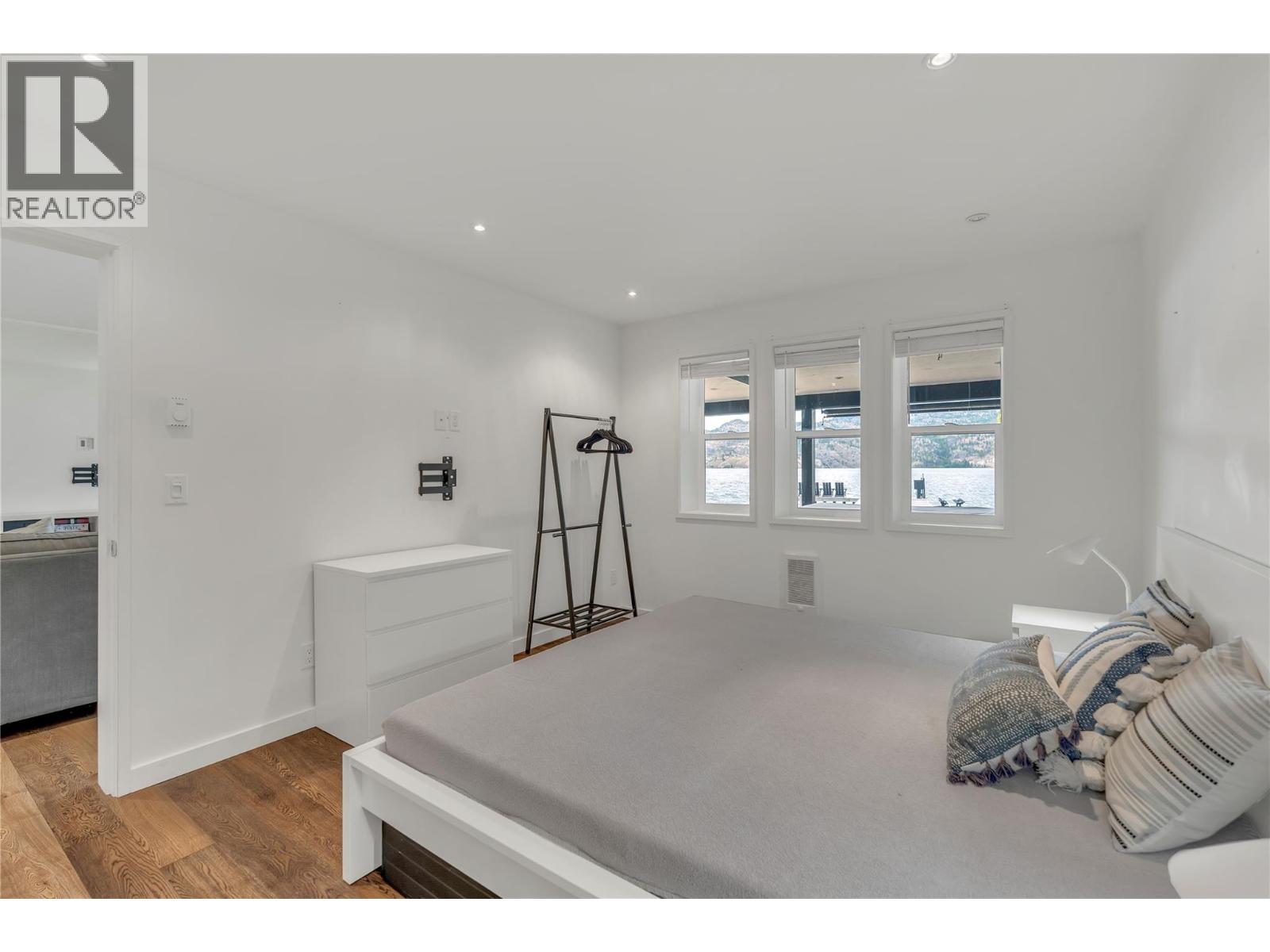 #1 506 North Beach Road - 31
