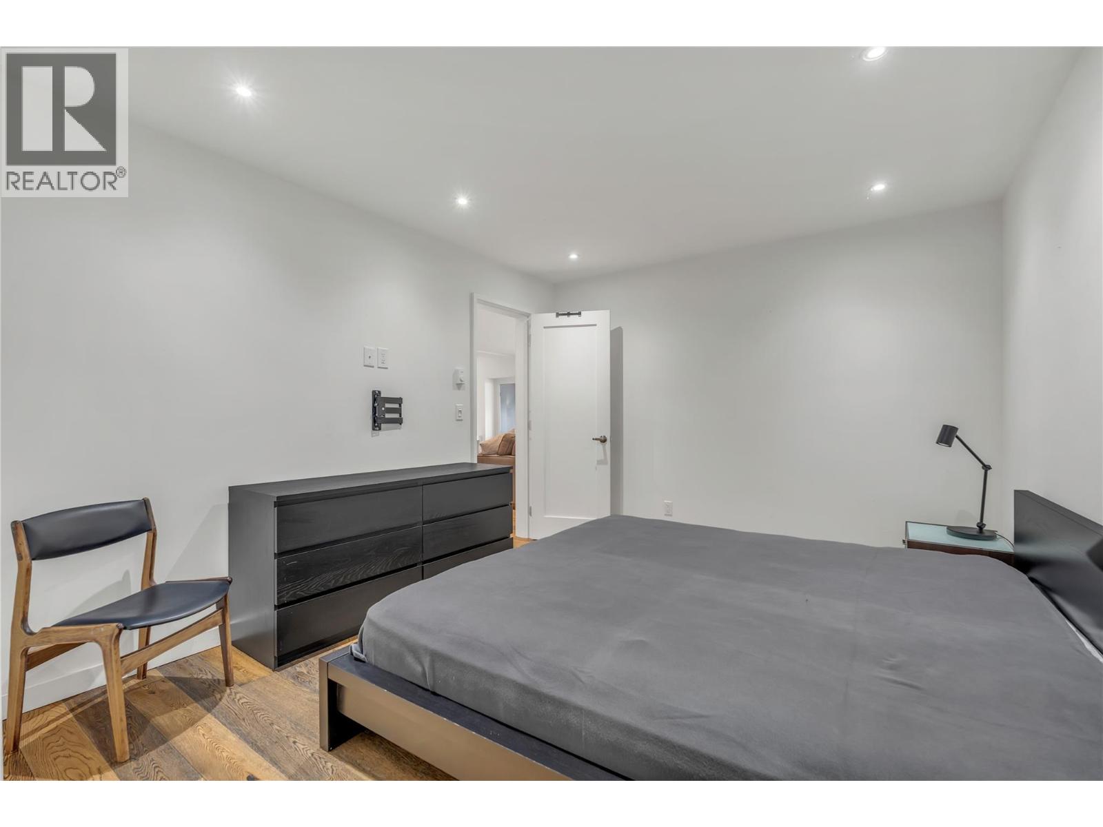 #1 506 North Beach Road - 37