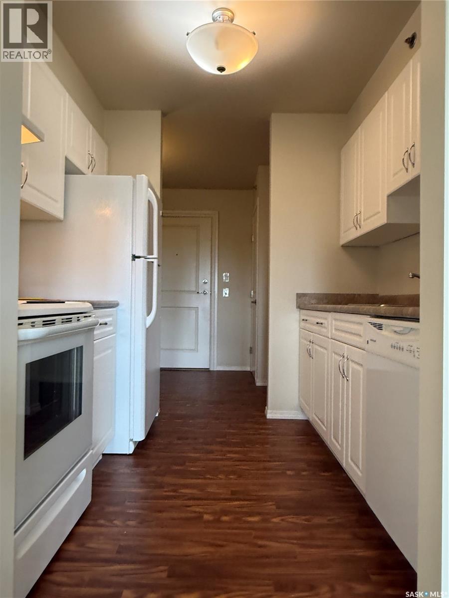 421 680 7th AVENUE E — photo 9