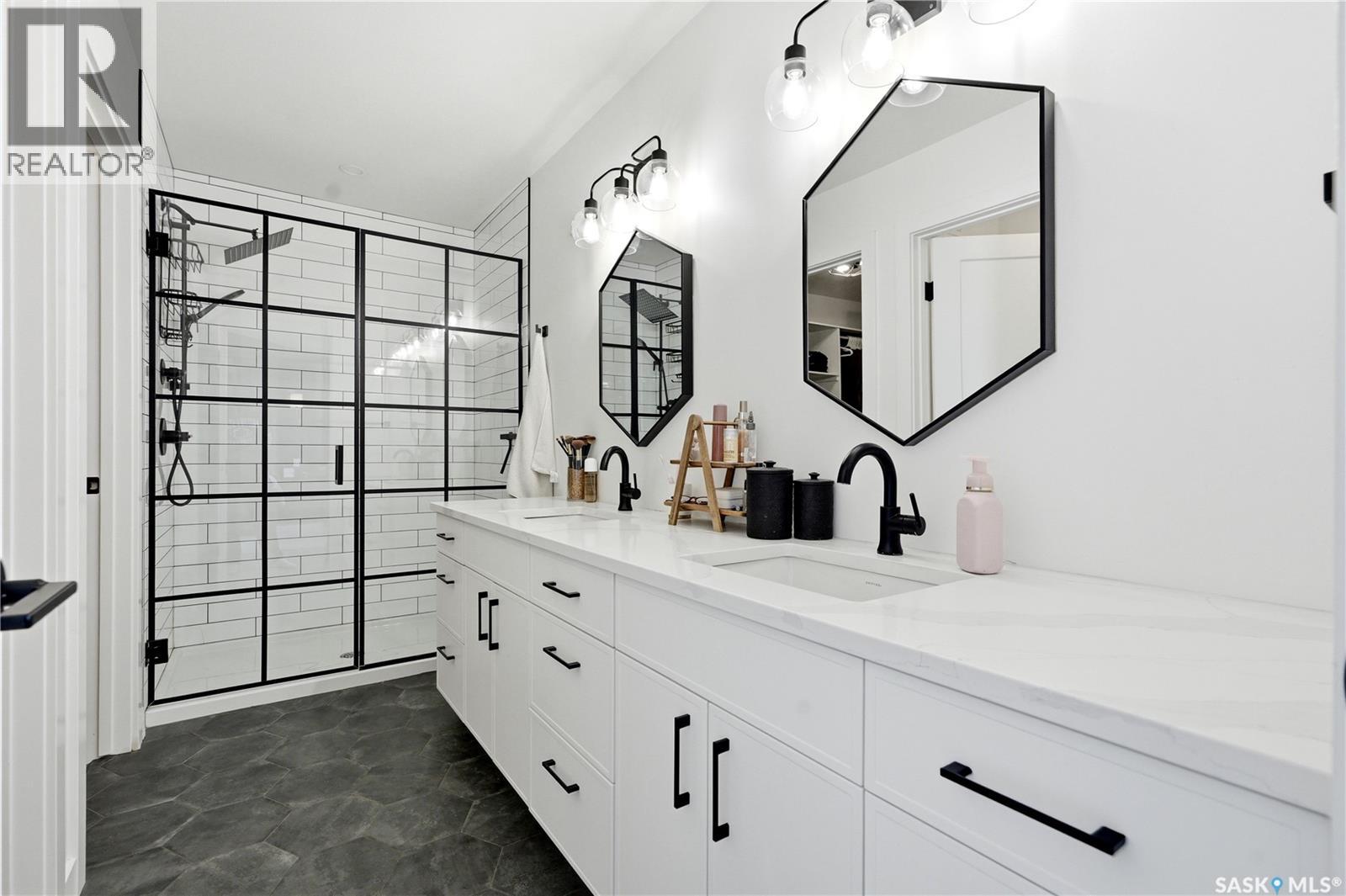 147 Barrett STREET — photo 37