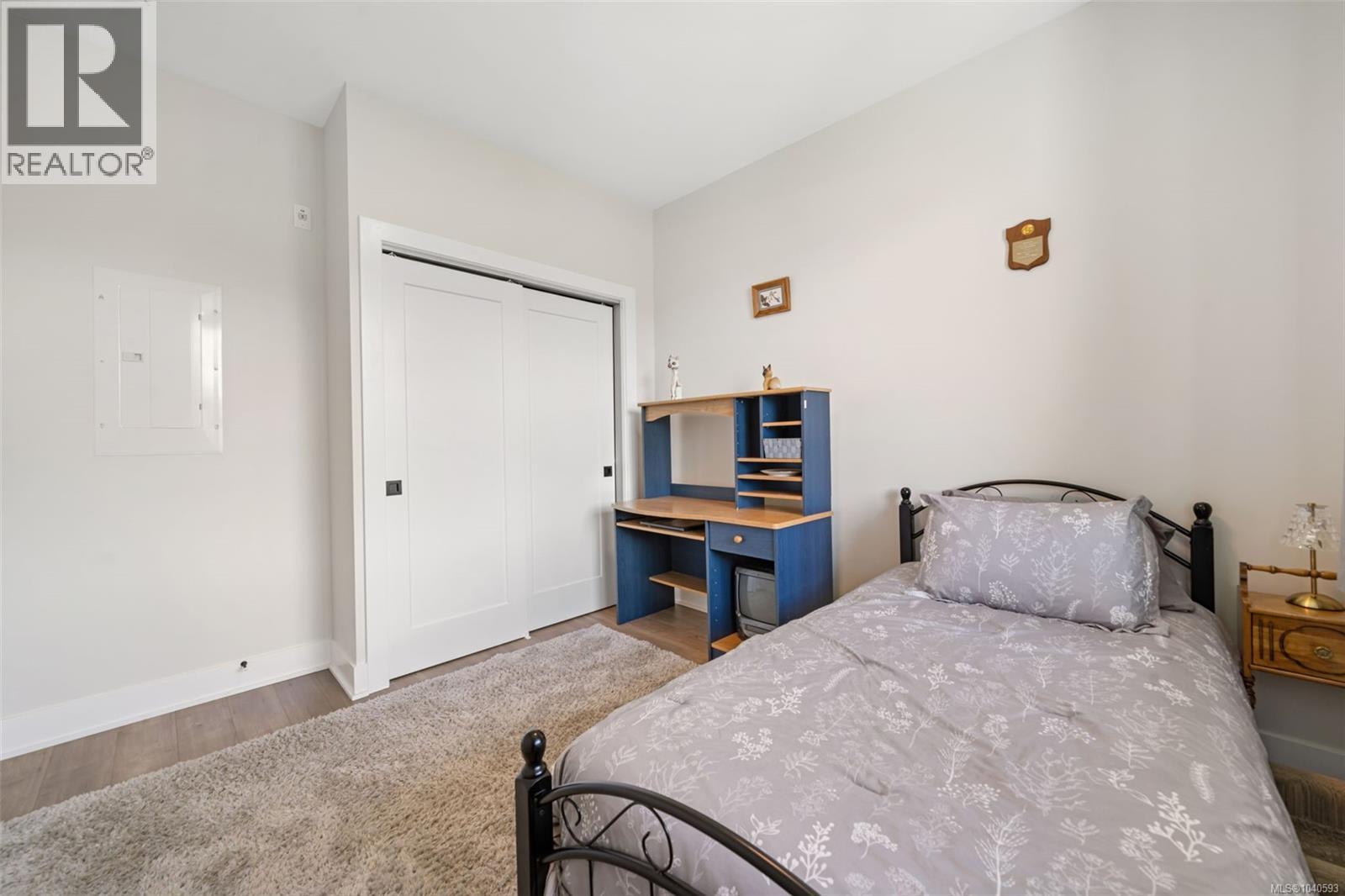 #613 1361 Goldstream Ave - 26