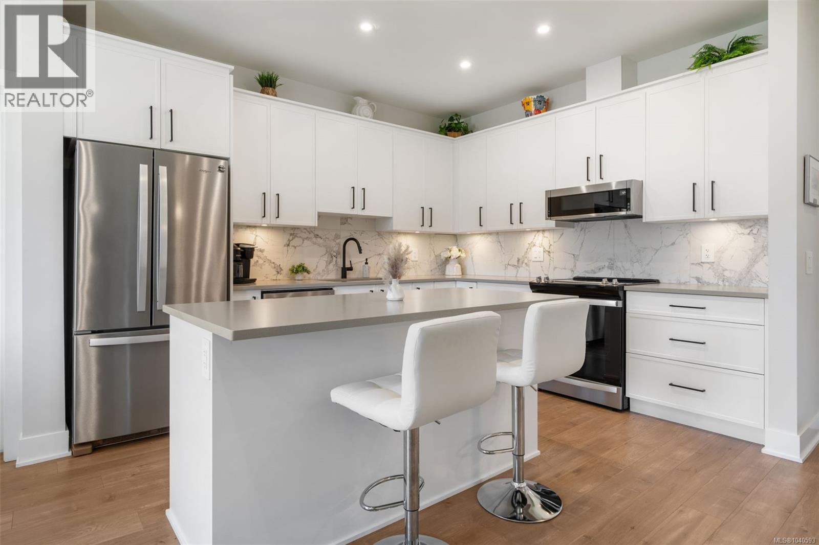 #613 1361 Goldstream Ave - 8