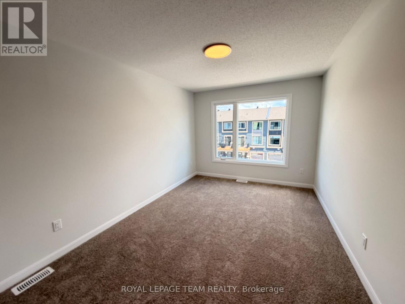2 Bed, 2 Bath House for Rent in Ottawa – 377 BANKSIDE WAY, Ottawa – MLS# X13475552 - Image 22