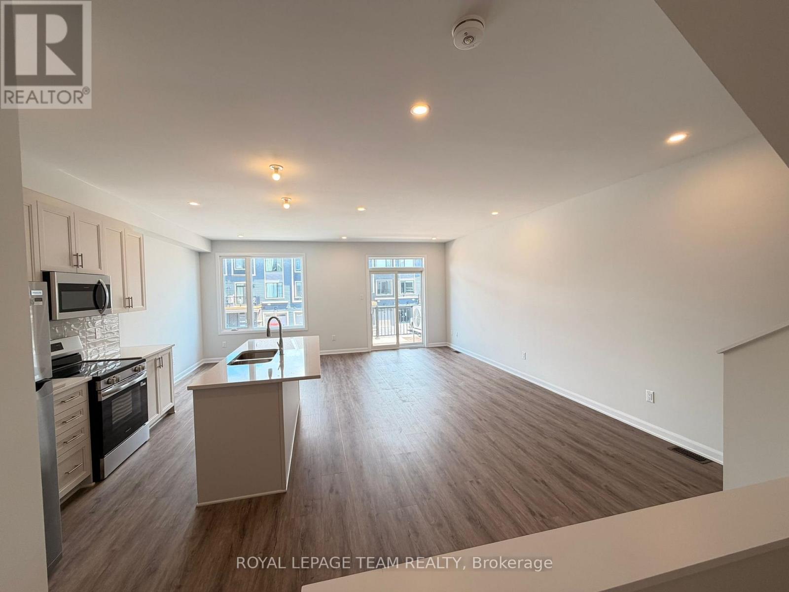 2 Bed, 2 Bath House for Rent in Ottawa – 377 BANKSIDE WAY, Ottawa – MLS# X13475552 - Image 8