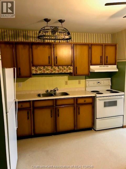 42 PARKVIEW HEIGHTS - Image 17