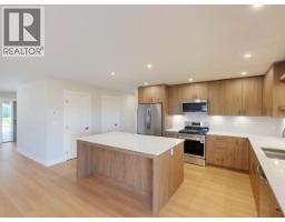 4119 Beausejour Avenue, Powell River, BC V8A0A8 Photo 11