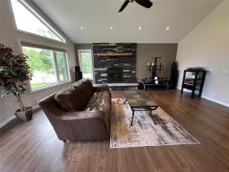 4pc Bathroom - 43 Ballyshannon Road, Belair, MB R0E0T0 Photo 10