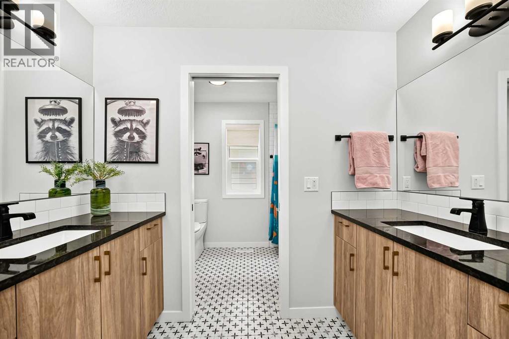 Bathroom - 5 Piece
