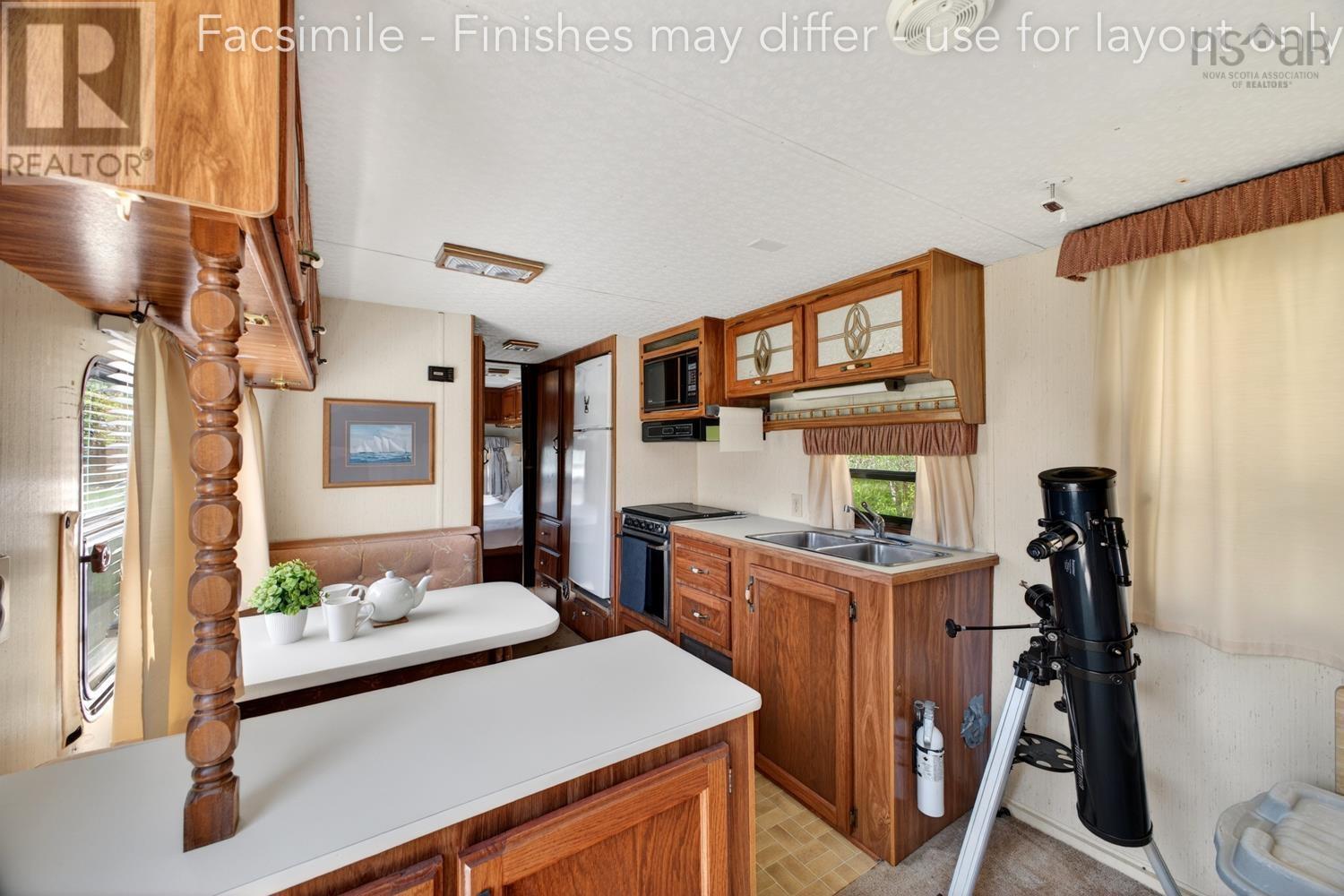 Property 22 of 39 of 115 PORTAPIQUE BEACH Road
