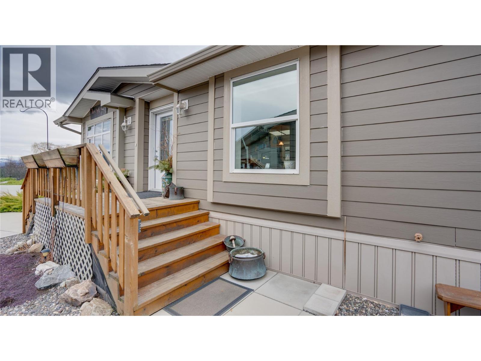 #89 12560 Westside Road - 28