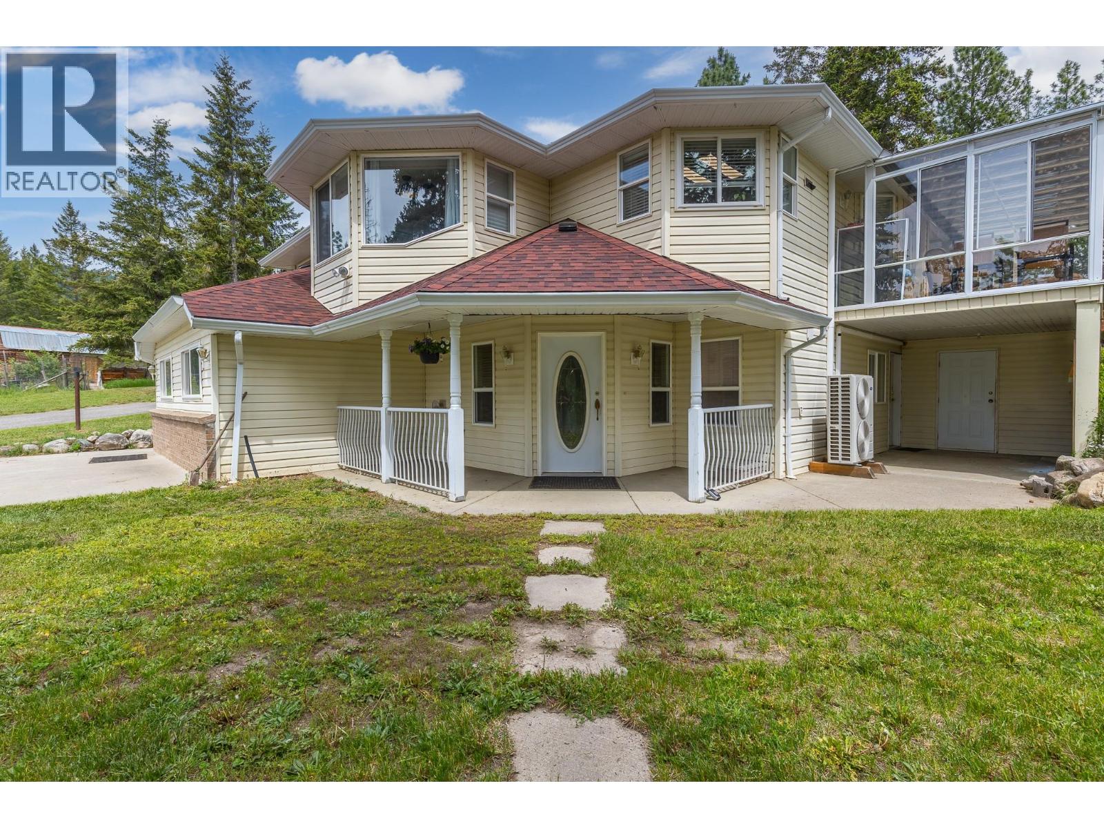 90 McInnes Road - 2