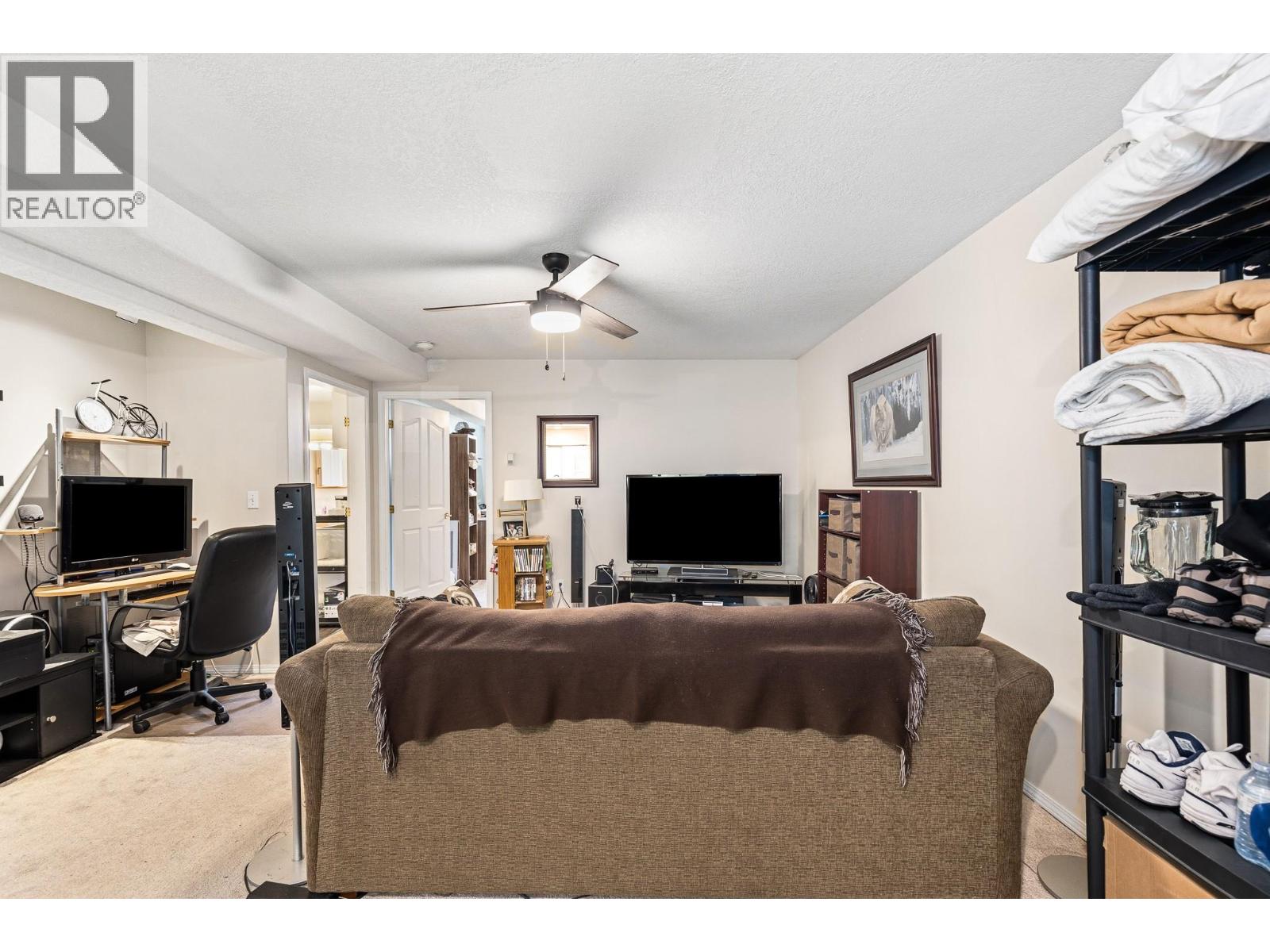 90 McInnes Road - 23