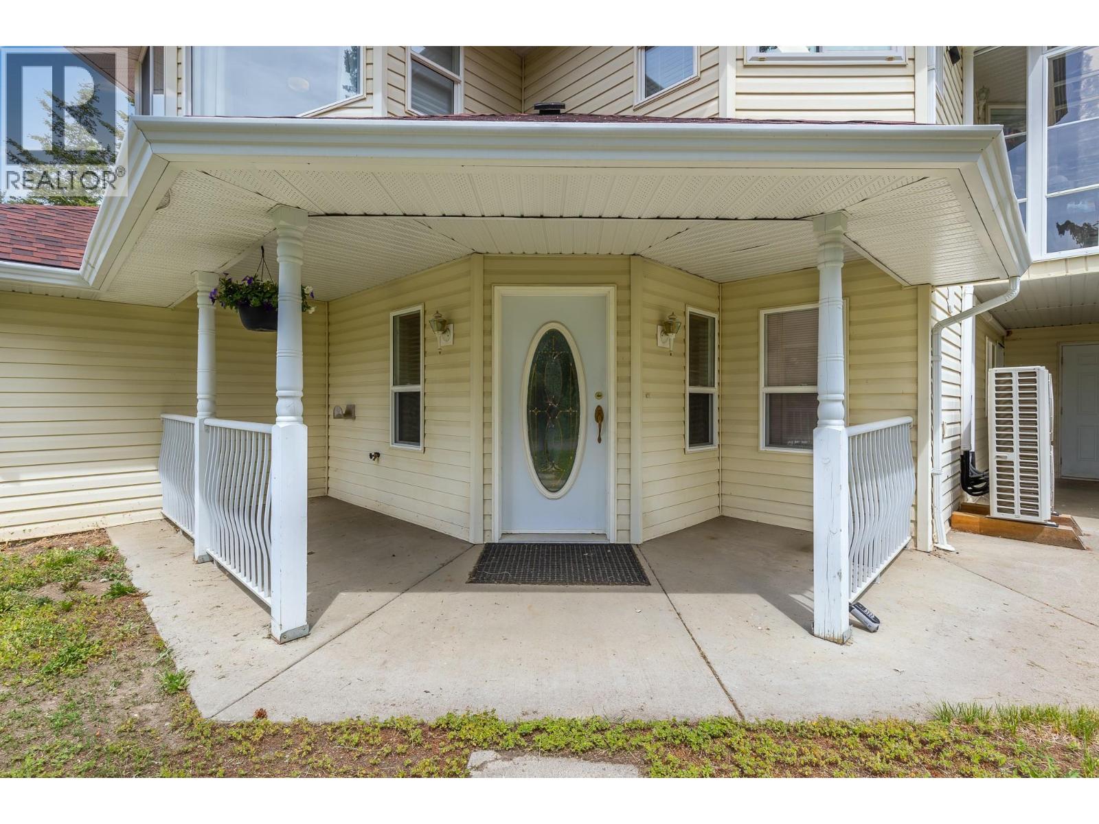 90 McInnes Road - 3