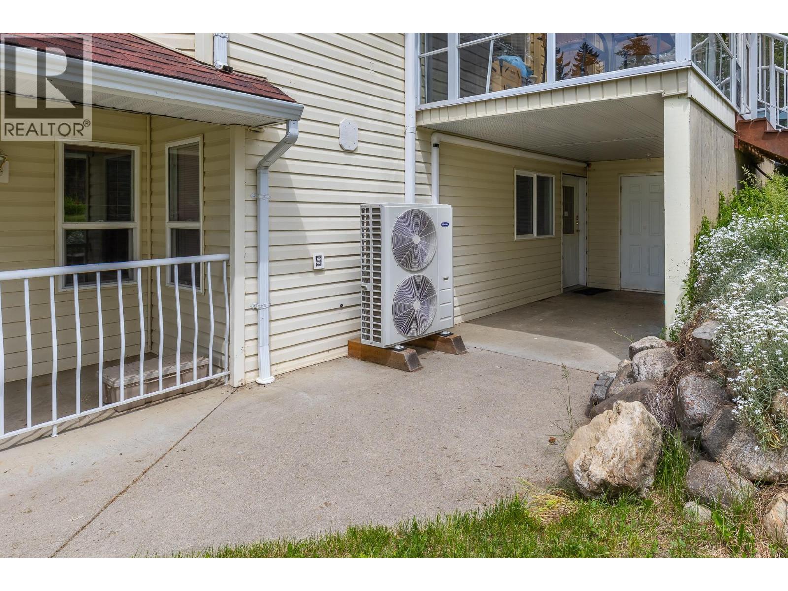 90 McInnes Road - 4