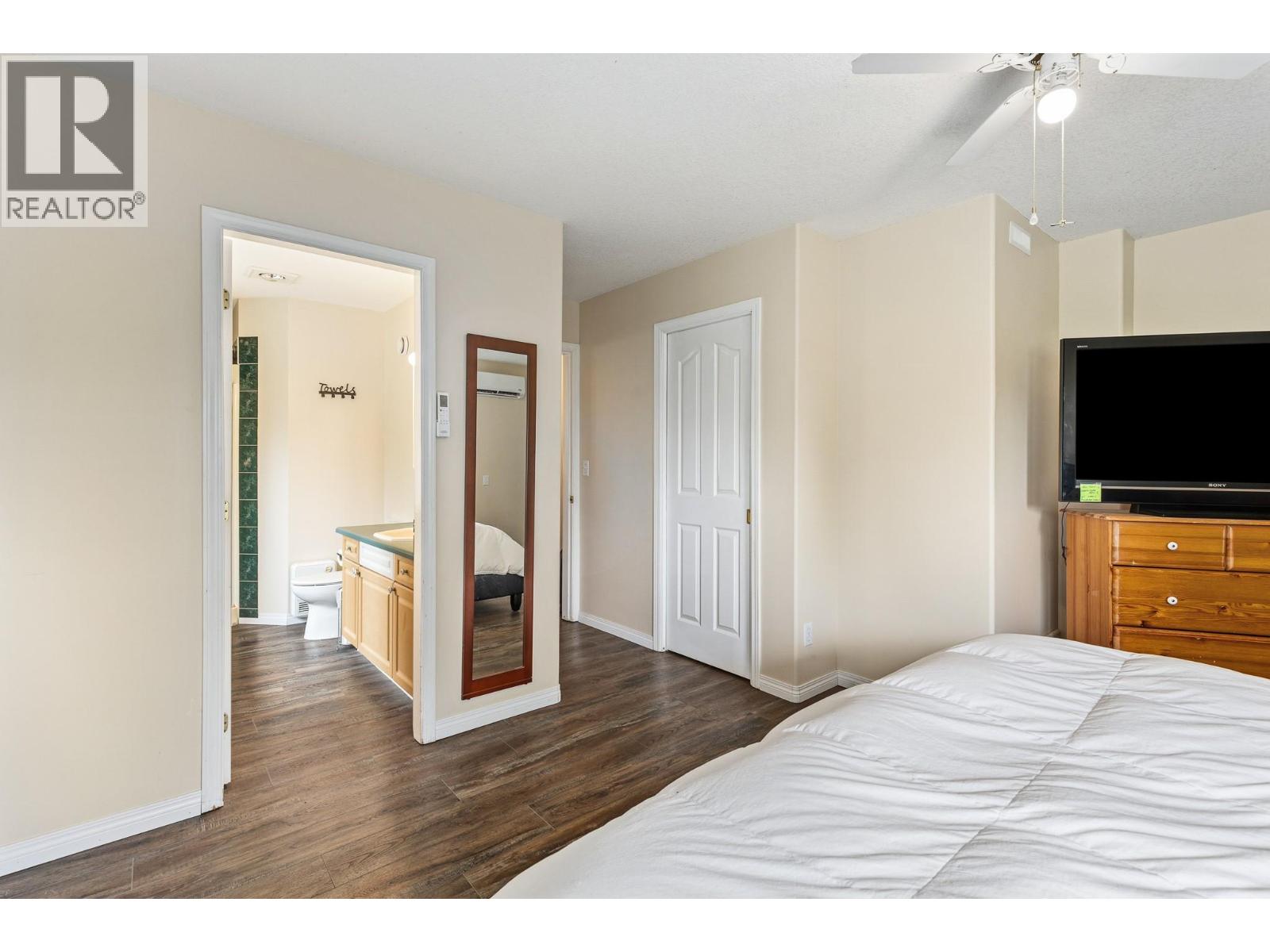 90 McInnes Road - 40