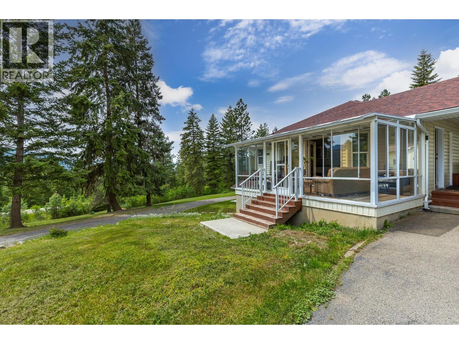 90 McInnes Road - 5