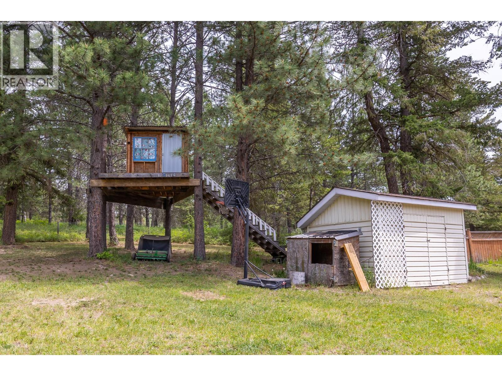 90 McInnes Road - 57
